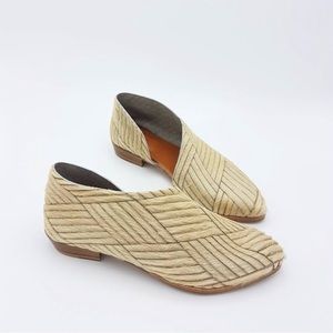 Sevilla Smith Sandy in Geometric Calf Hair